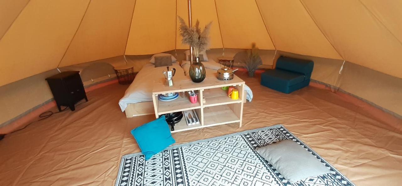 Tente Bell Au Camping Hautoreille Бан Экстерьер фото